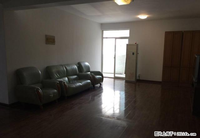 专业 山姆月城+万鸿+大润发+莱褔三室两厅精装修，提包入住。 - 房屋出租 - 房屋租售 - 扬州分类信息 - 扬州28生活网 yz.28life.com