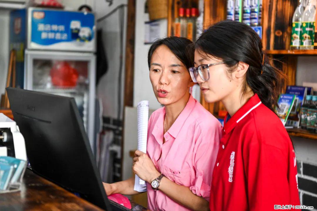 全网追的“扁担女孩”,找了一份暑假工,时薪12元 - 扬州生活资讯 - 扬州28生活网 yz.28life.com